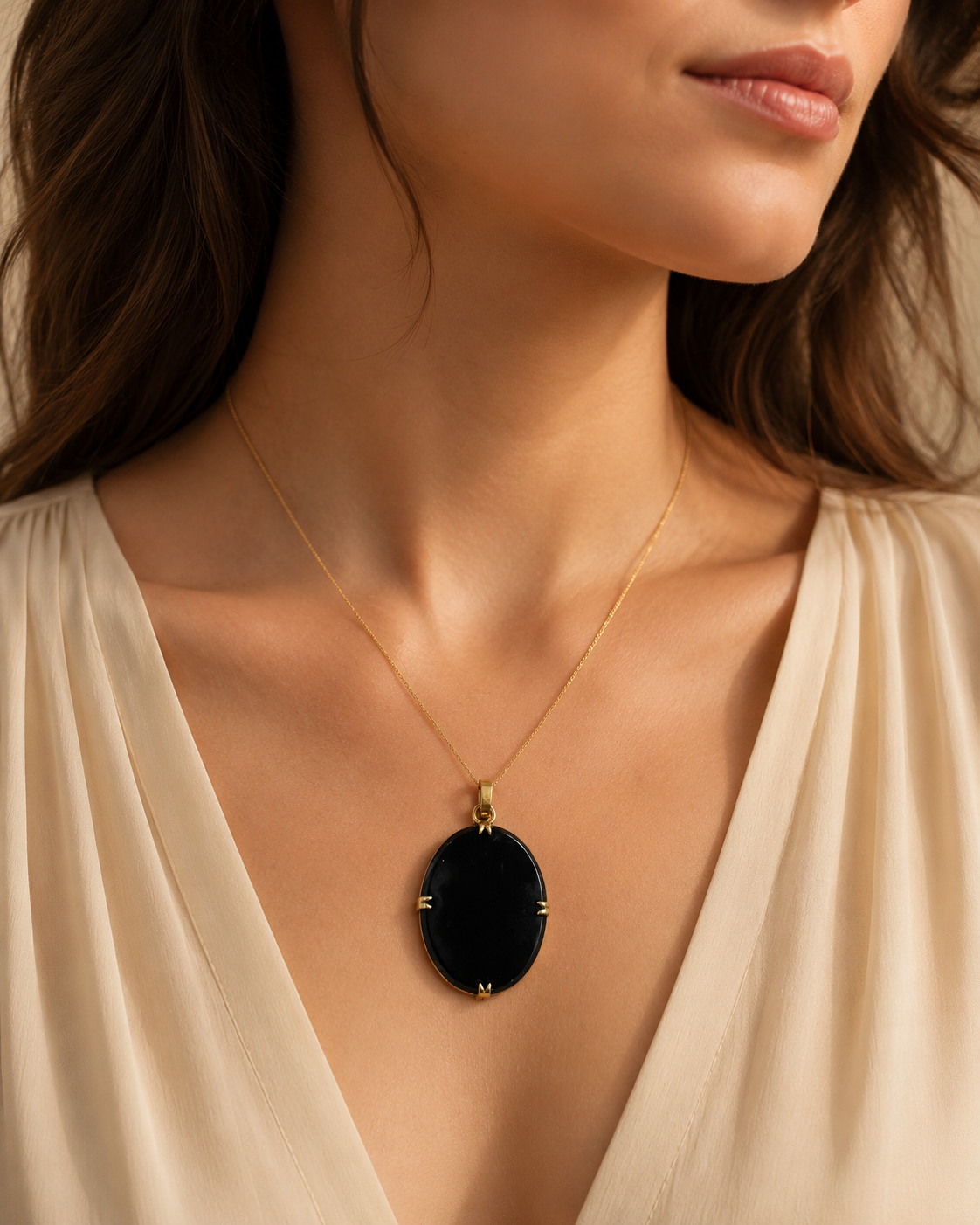 Colgante oro 18k y ónix negro