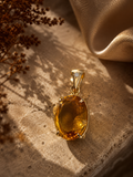 Colgante oro 18k cuarzo citrino y brillante