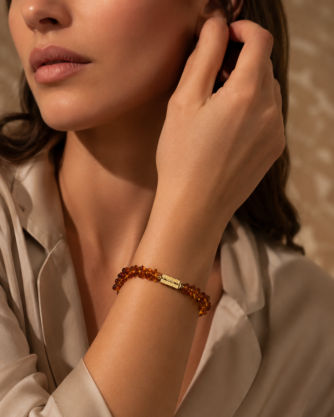 Pulsera de ámbar y oro amarillo 18k