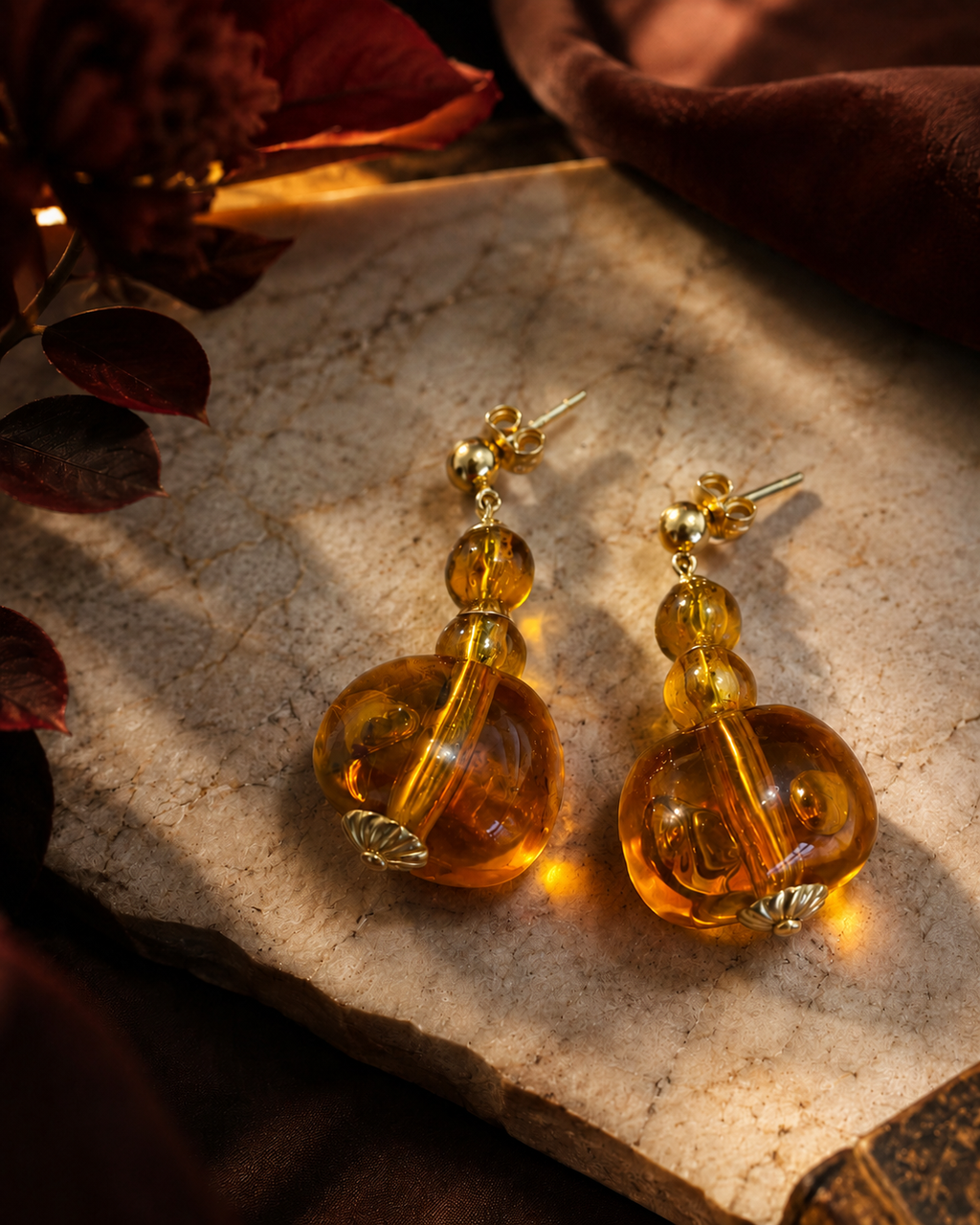 Pendientes largos ámbar y oro 18k