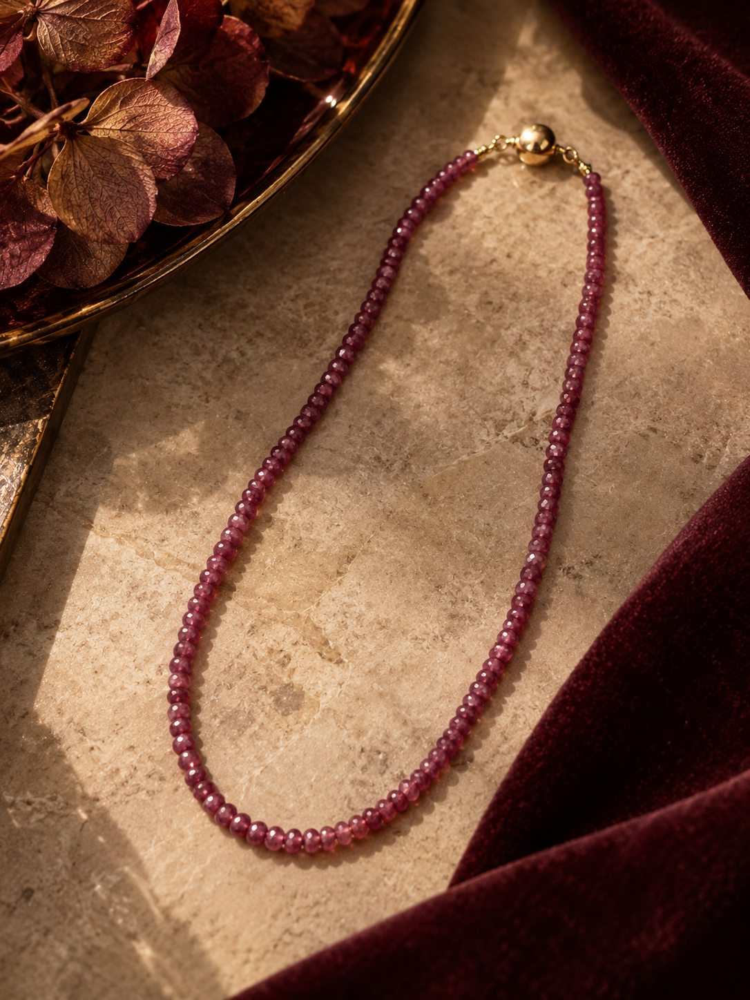 Collar de rubíes