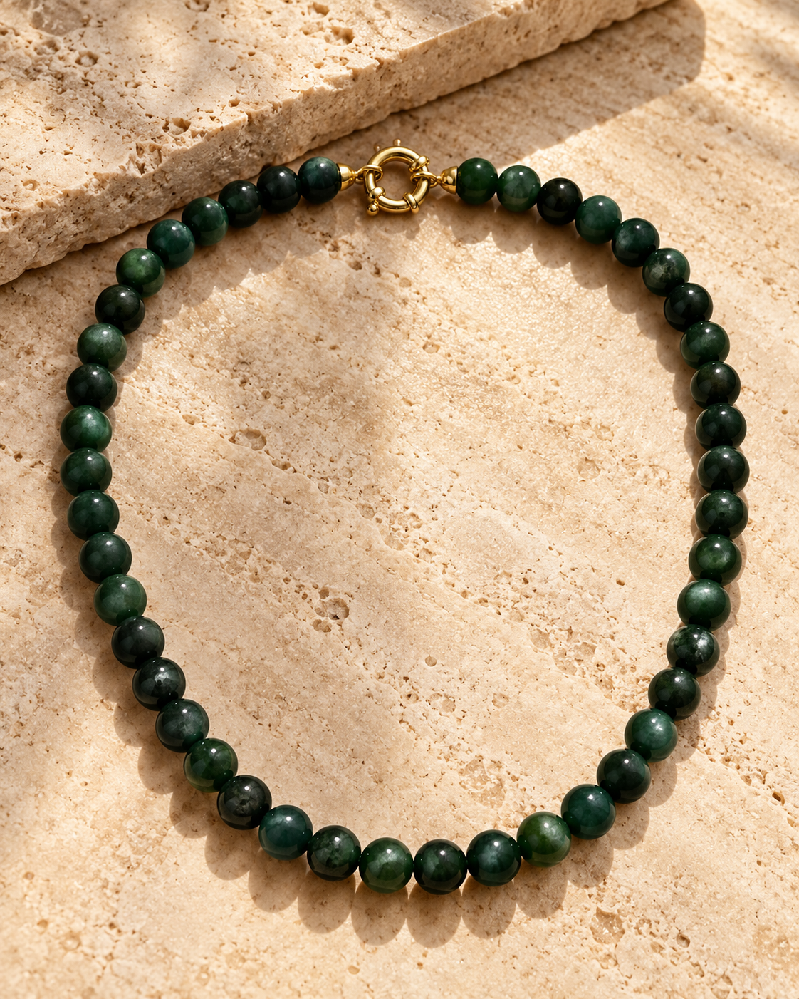 Collar jade nefrita oro 18k